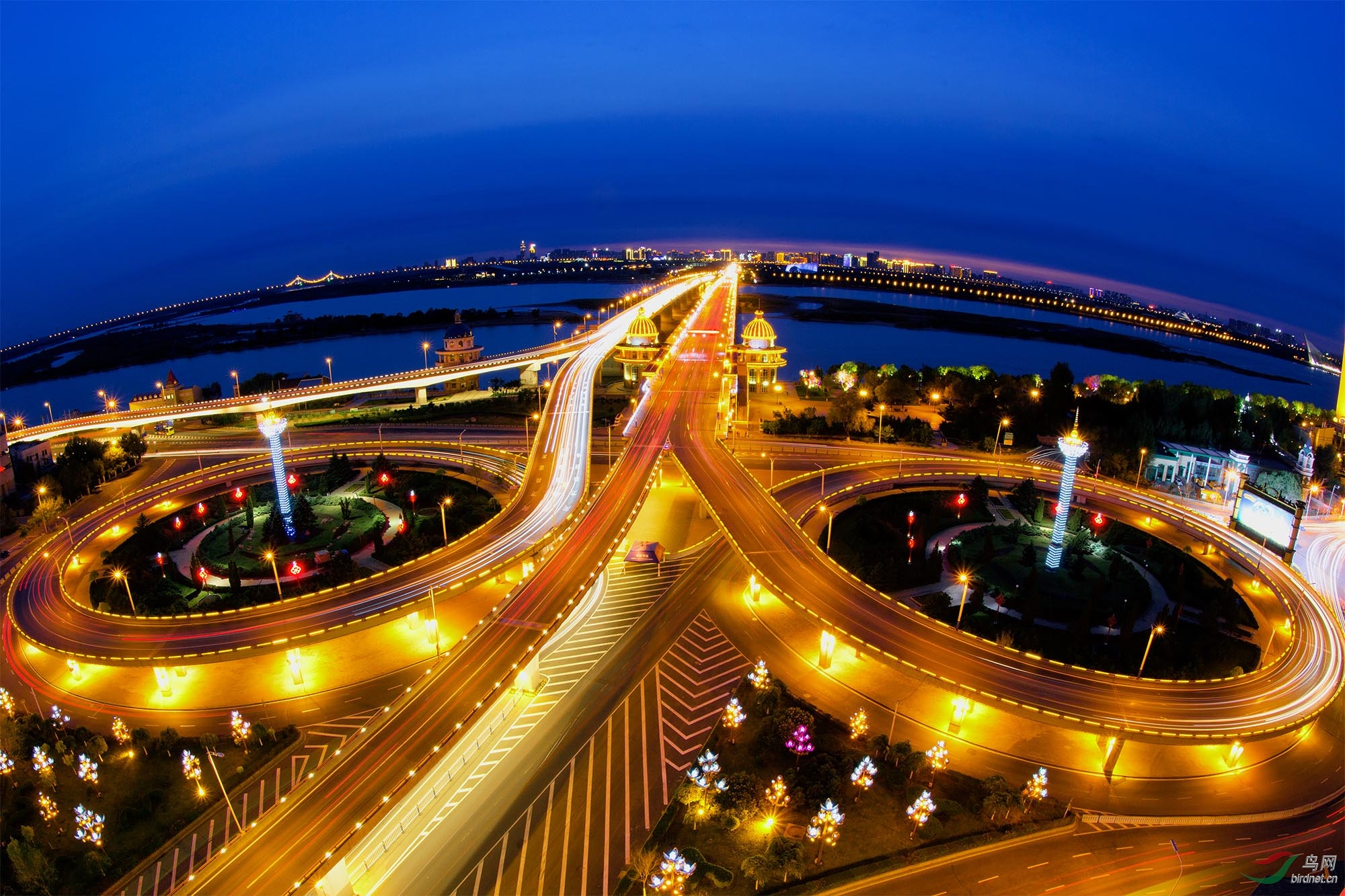 哈尔滨大桥夜景