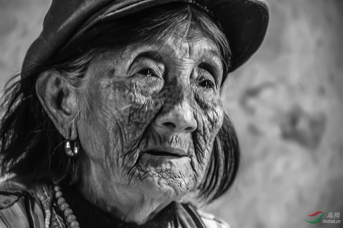 独龙族纹面女