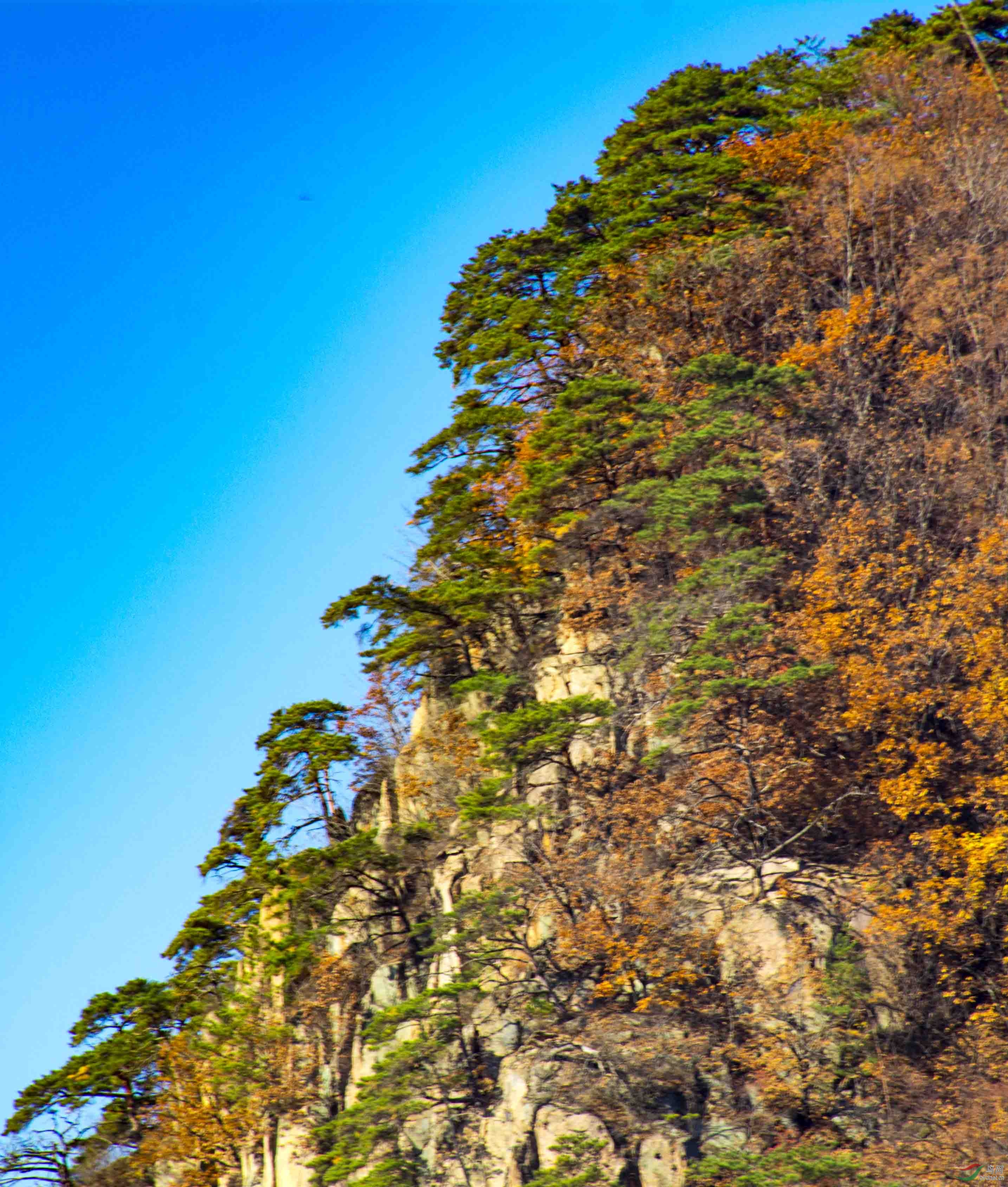 山峰美景