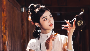 �������