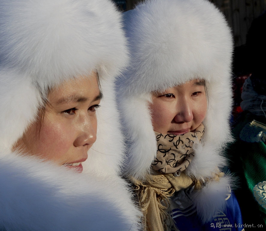 呼伦贝尔草原上的巴尔虎蒙古人之三美女