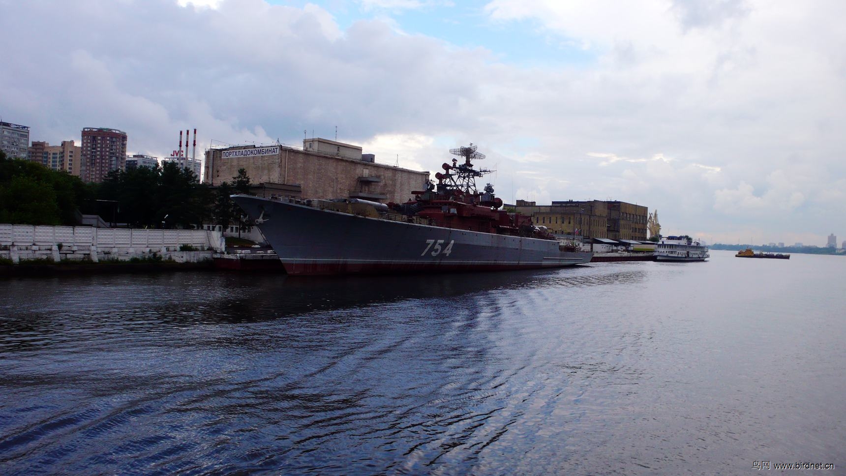 苏联伏尔加号航母图片
