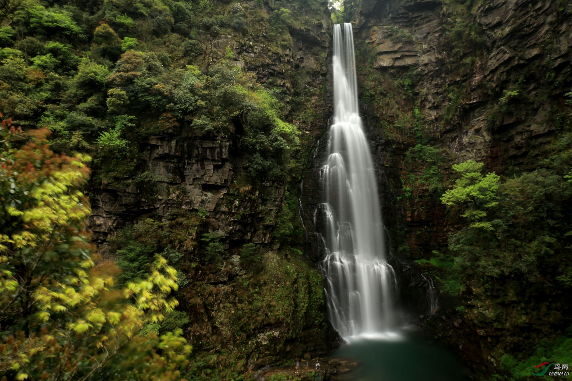 井冈山龙潭瀑布