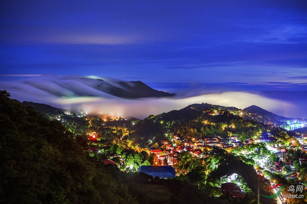庐山山城流光溢彩