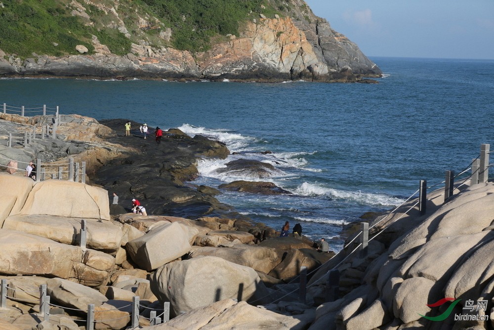 铜鼓角是海南岛最东端伸向大海的犄角