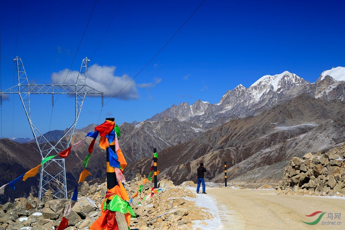 抵达海拔5050米的雀儿山垭口