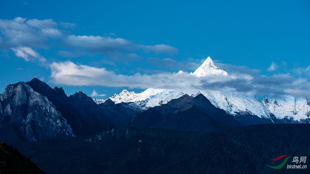 西藏圣山--梅里雪山主峰卡瓦格博