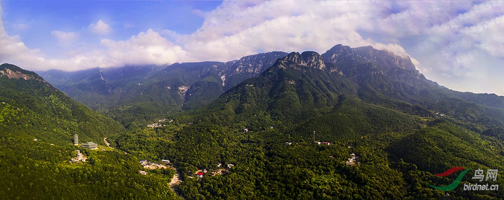 航拍庐山栖贤寺