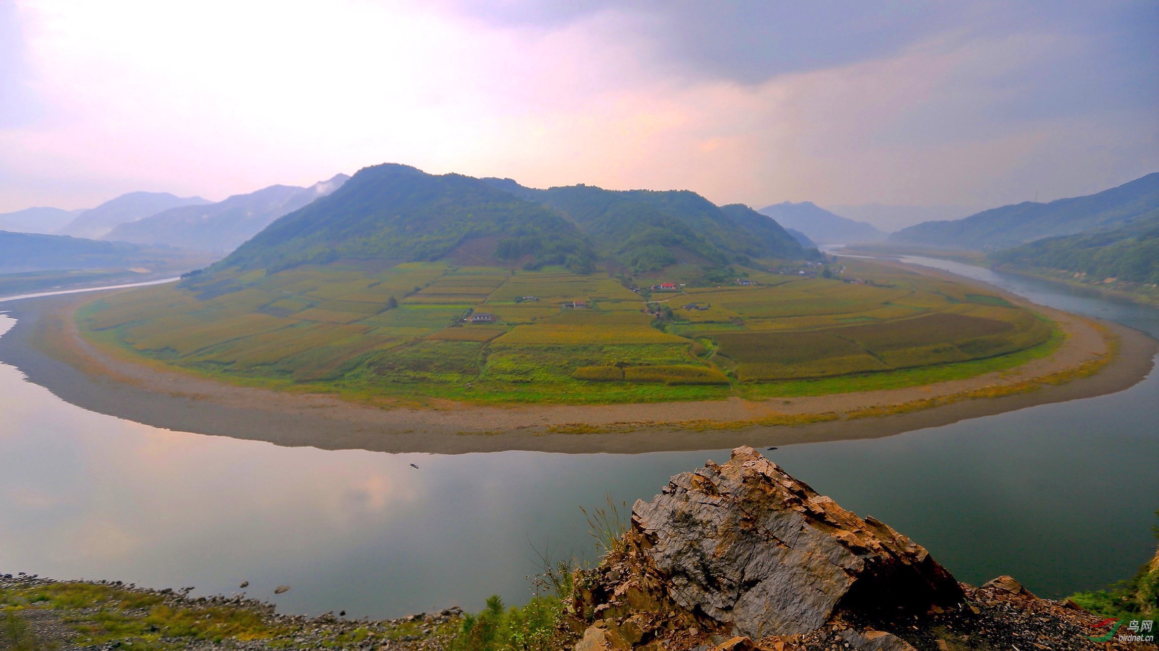 集安丹东陡崖阔景
