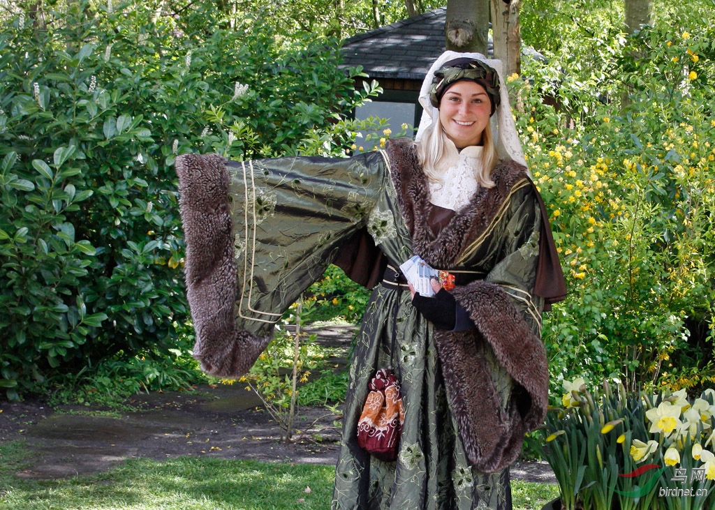 53浮光掠影观西欧身着民族服饰的荷兰少女