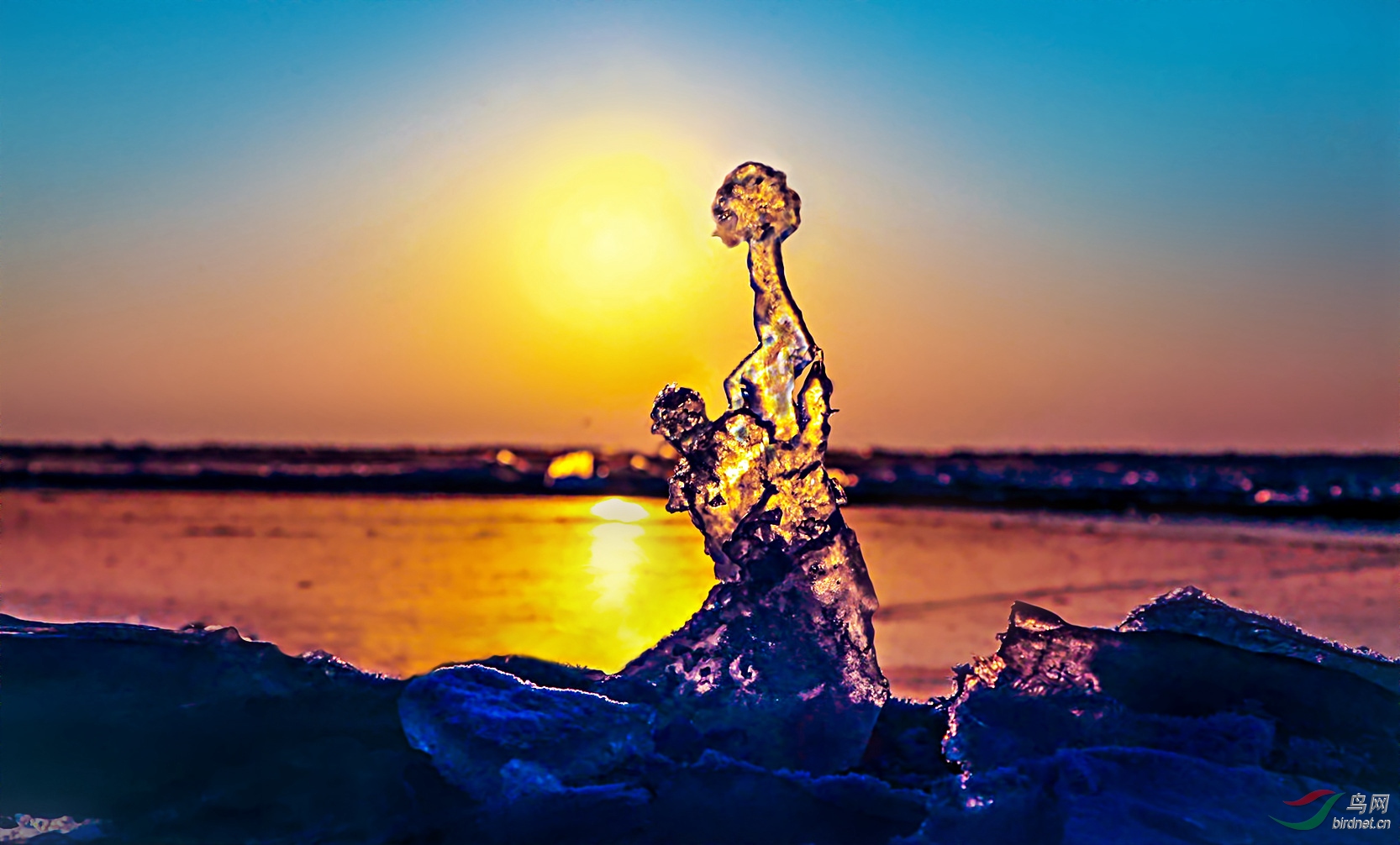 兴凯湖冰景一盼归