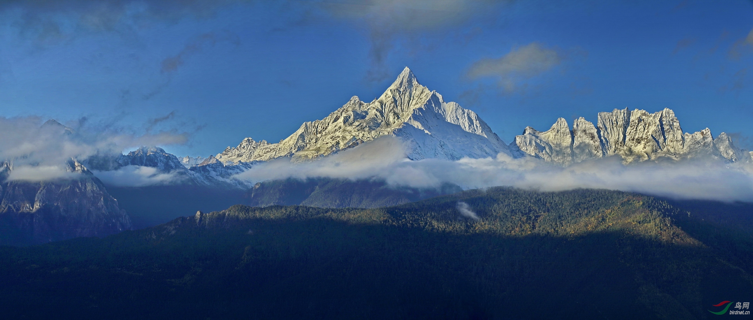梅里雪山~祝大家新春快乐,狗年吉祥!