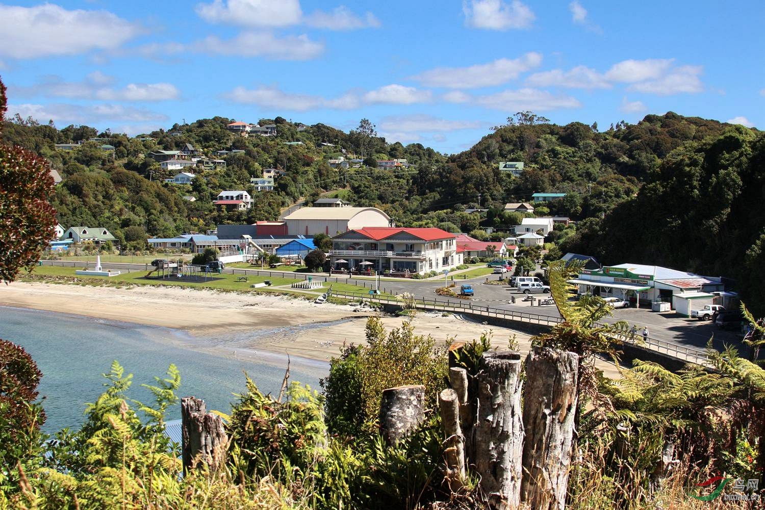 新西兰斯图尔特岛半月湾