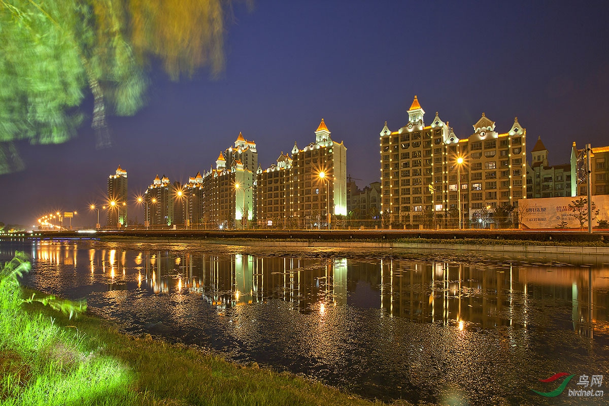 小区夜色