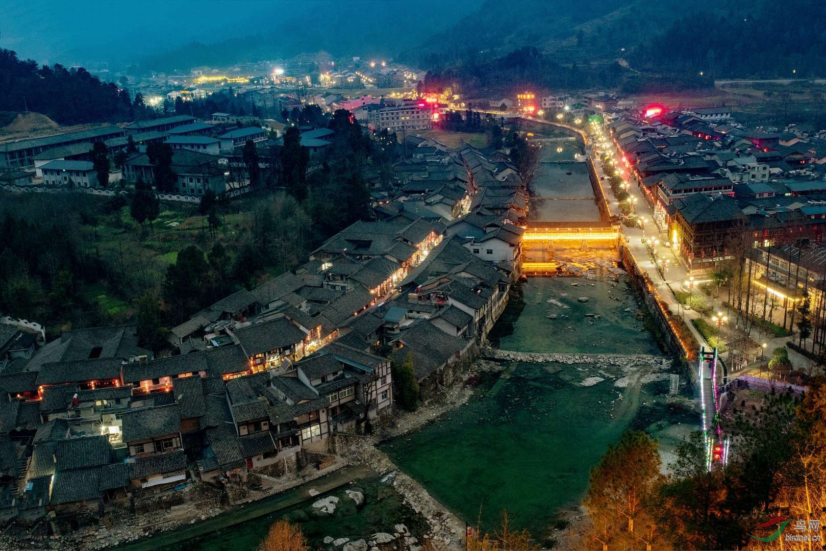 夜幕将至青木川