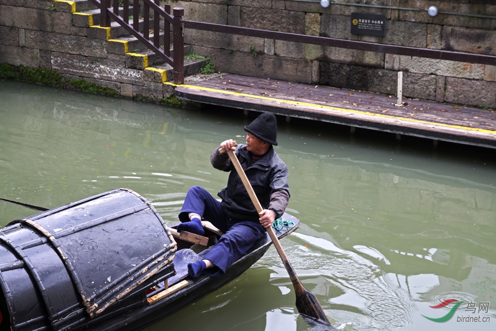 绍兴的乌篷船与乌毡帽