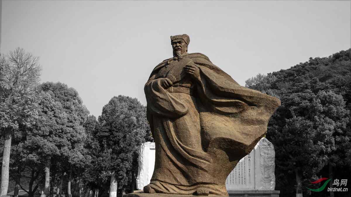 白帝城的诸葛亮雕像