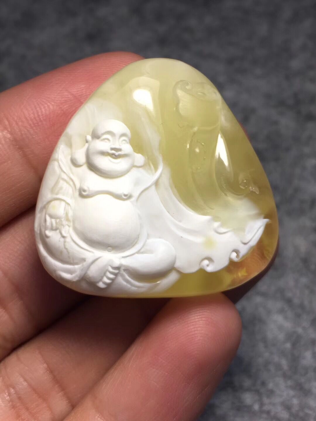 ����Ц��