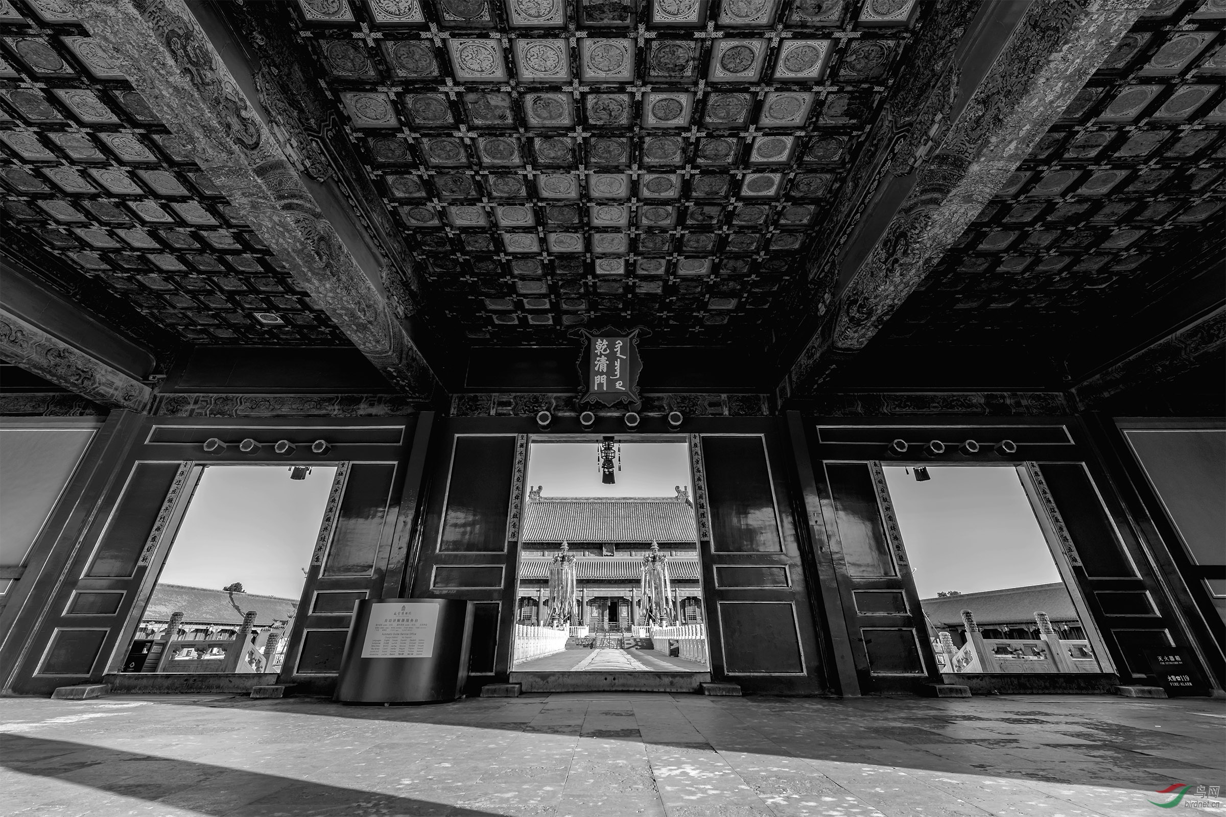 故宫乾清门祝贺老师荣获黑白影像首页精华