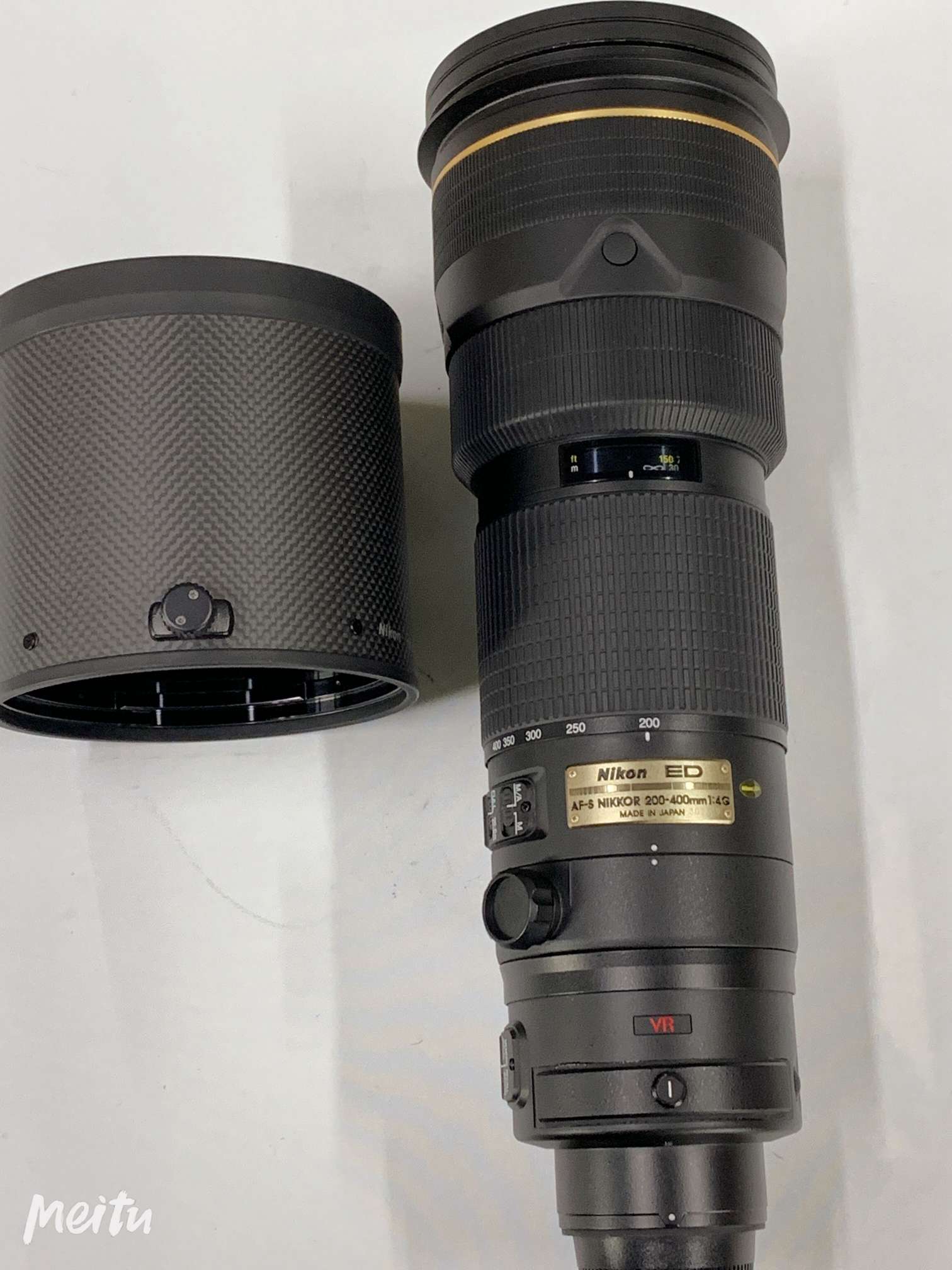 �῵AF-S 200-400F4 G VR������ͷ98��