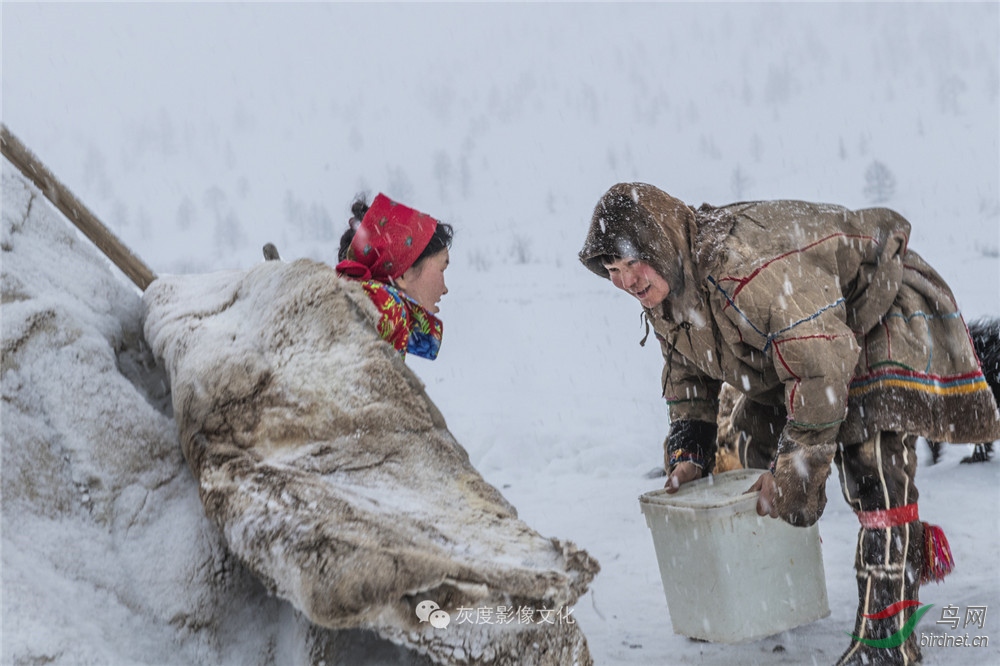 2��������Ӫ��2 The Nenets campsite2--Ҷ����.jpg