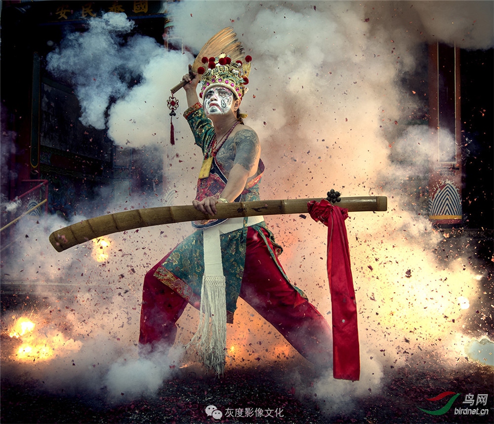 5���� Firecrackers.jpg