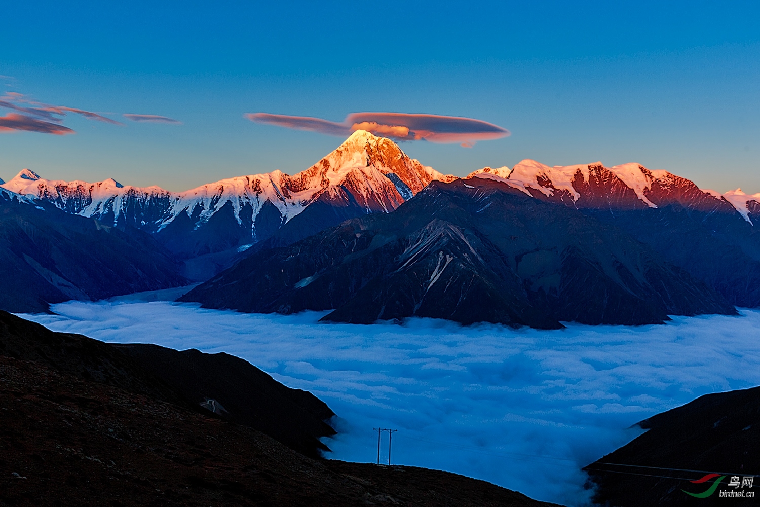 日照金山(贡嘎雪山)(祝贺荣获首页精华)