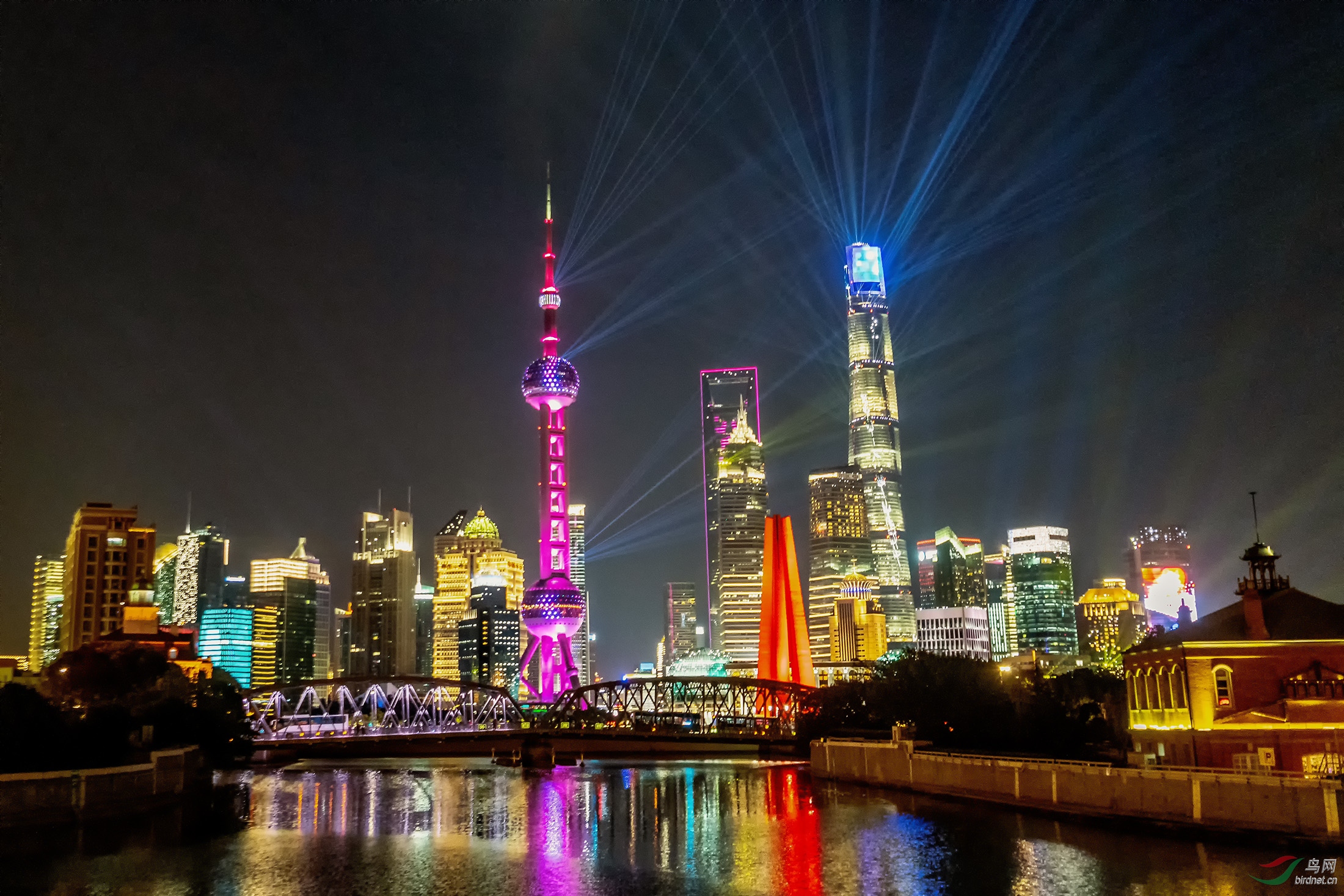 上海夜景进口博览会图片