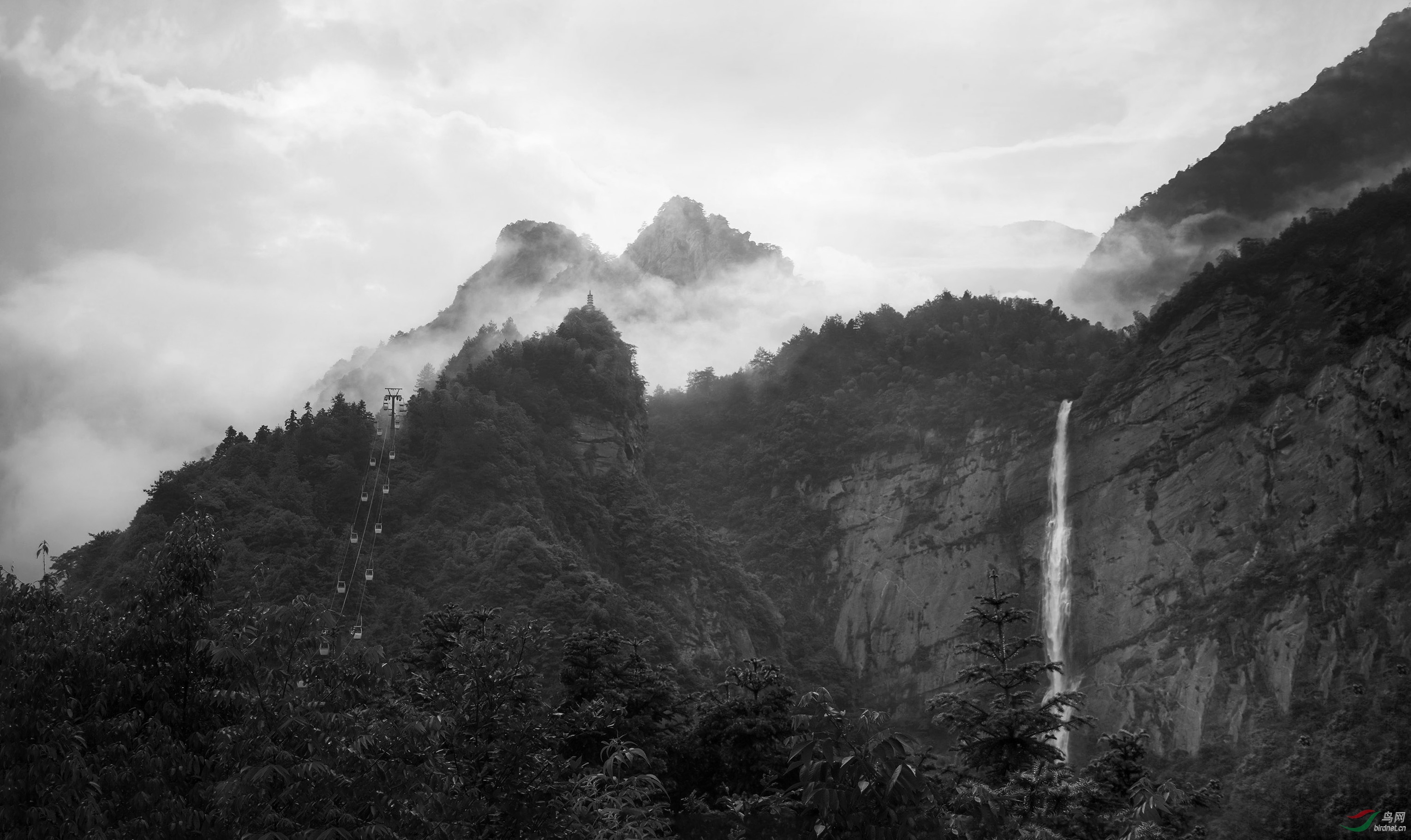 望庐山瀑布风景区图片