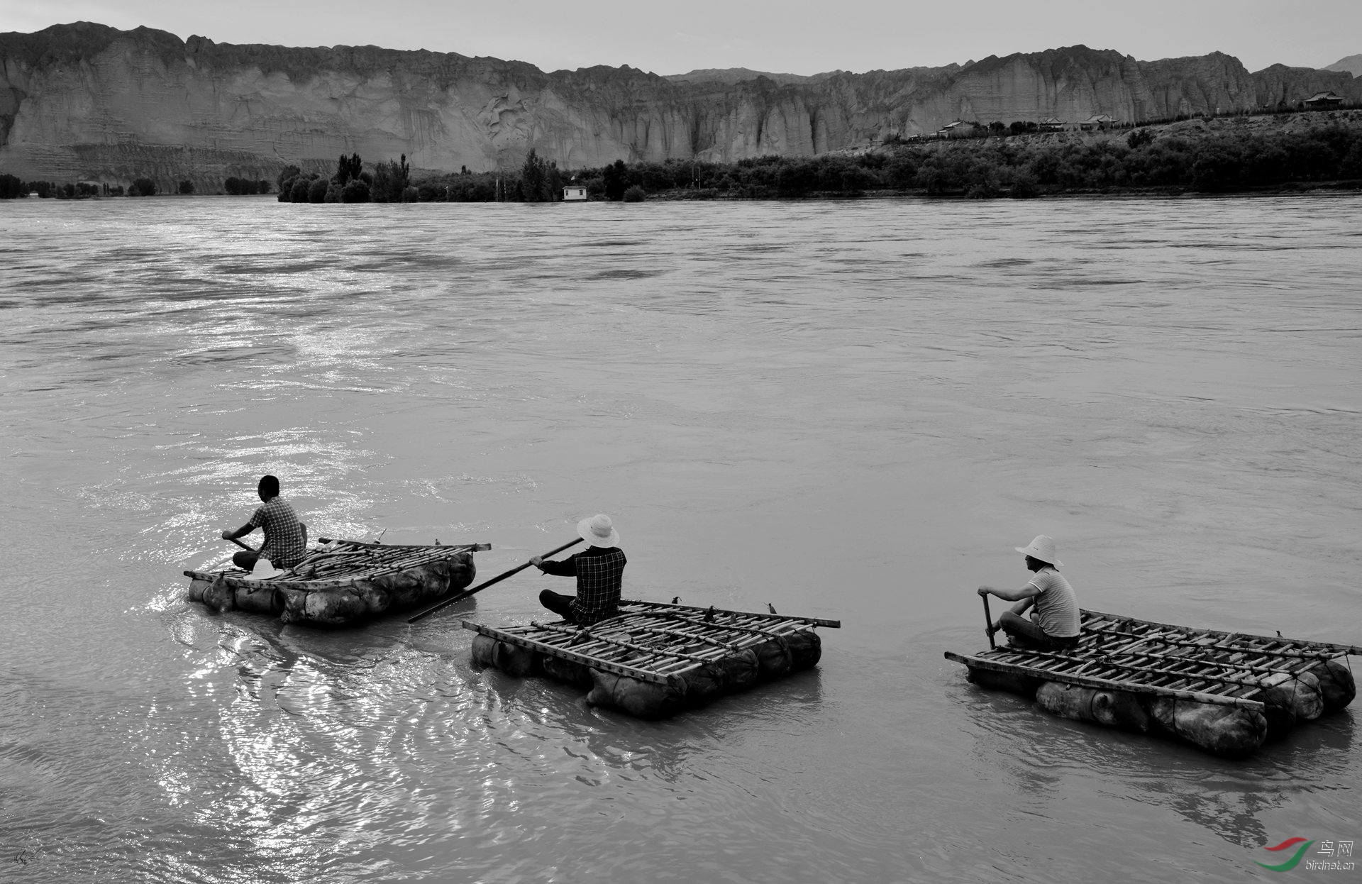 黄河上的羊皮筏子图片图片