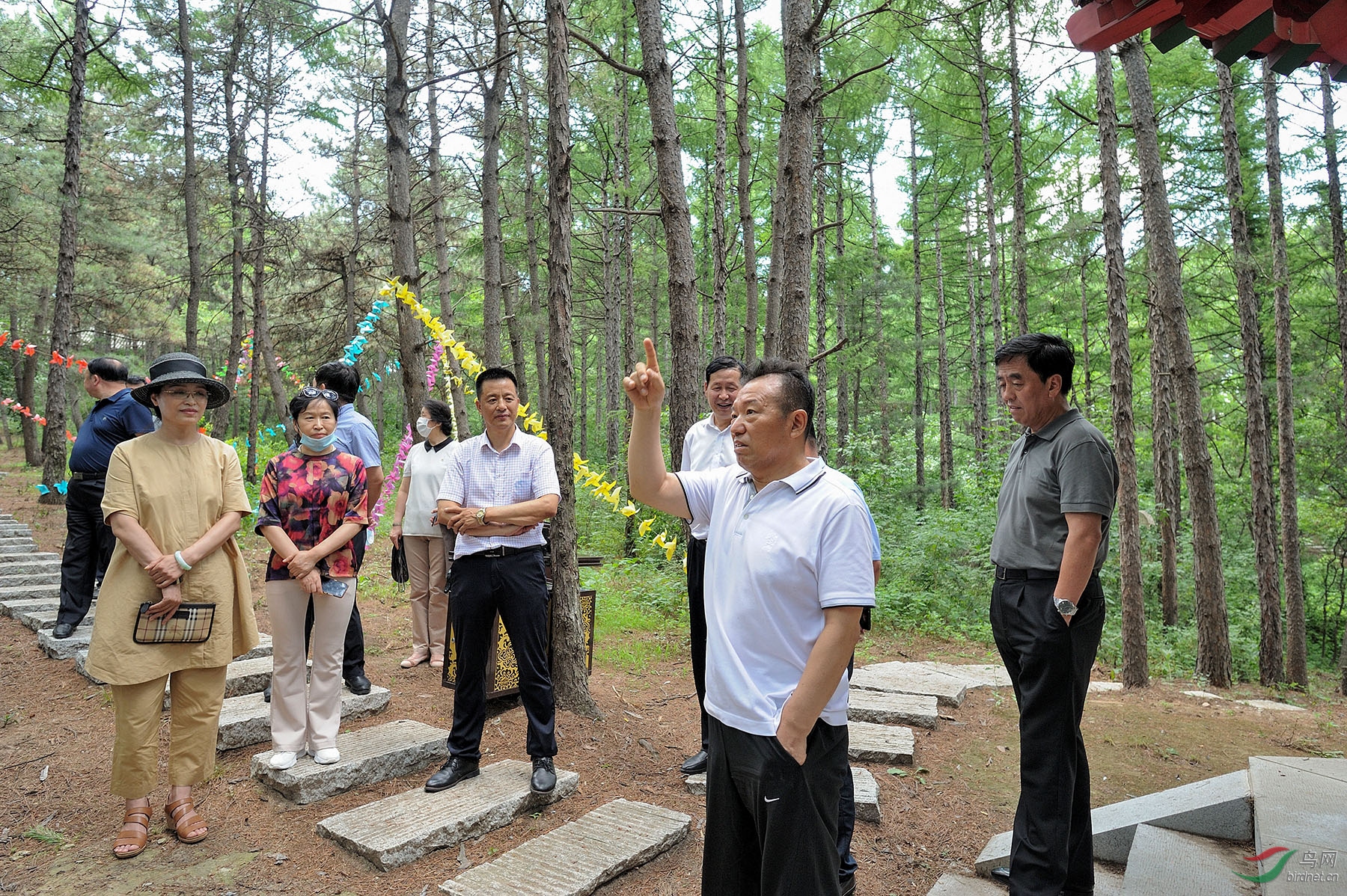 �����ϯ˵������Ұ�������ǻ�С�Ƴɴ�£�Ϊ������������ˮ��ɽ�������輯�Ļ��������ǵ����κ�����