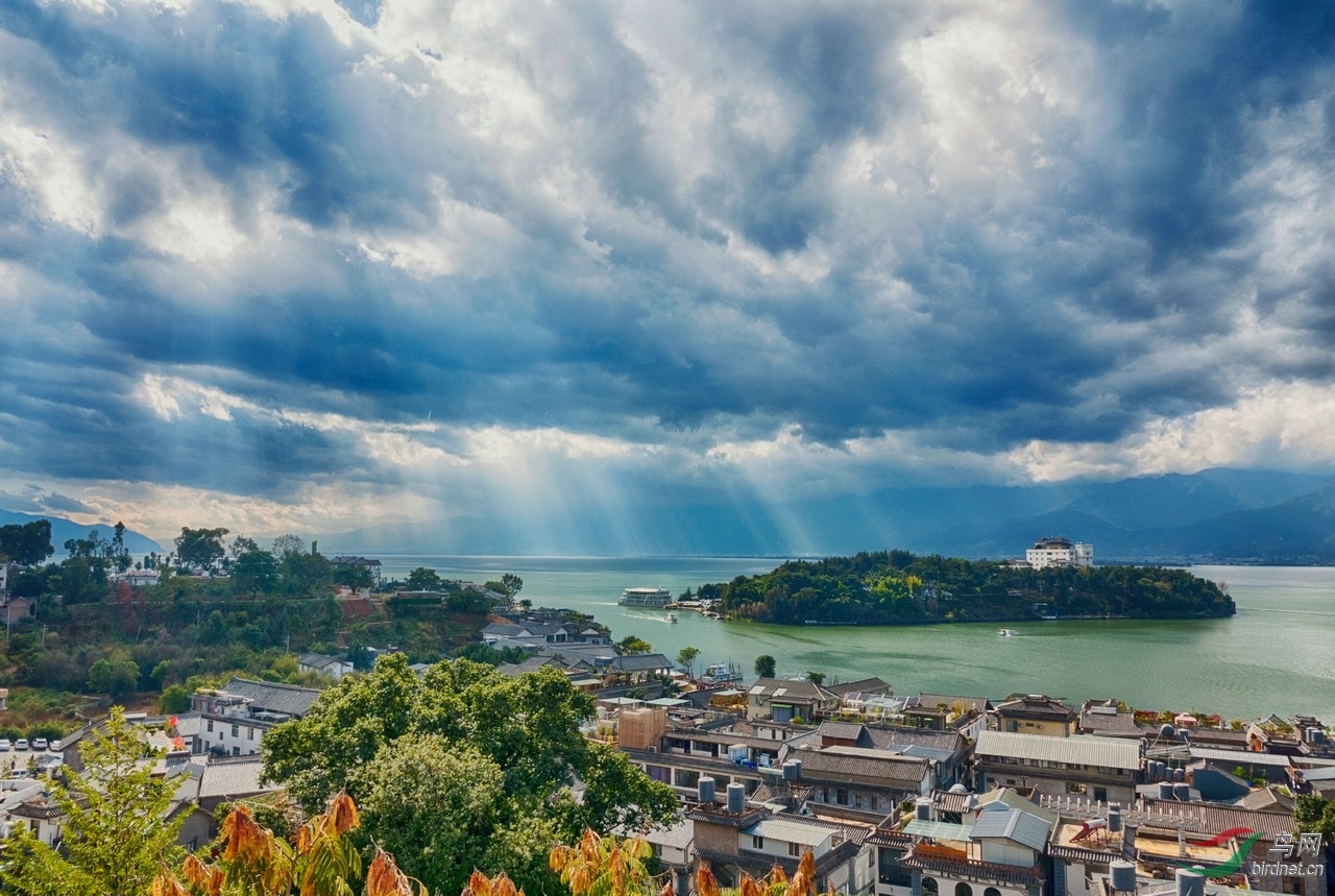 海边渔村自然风光