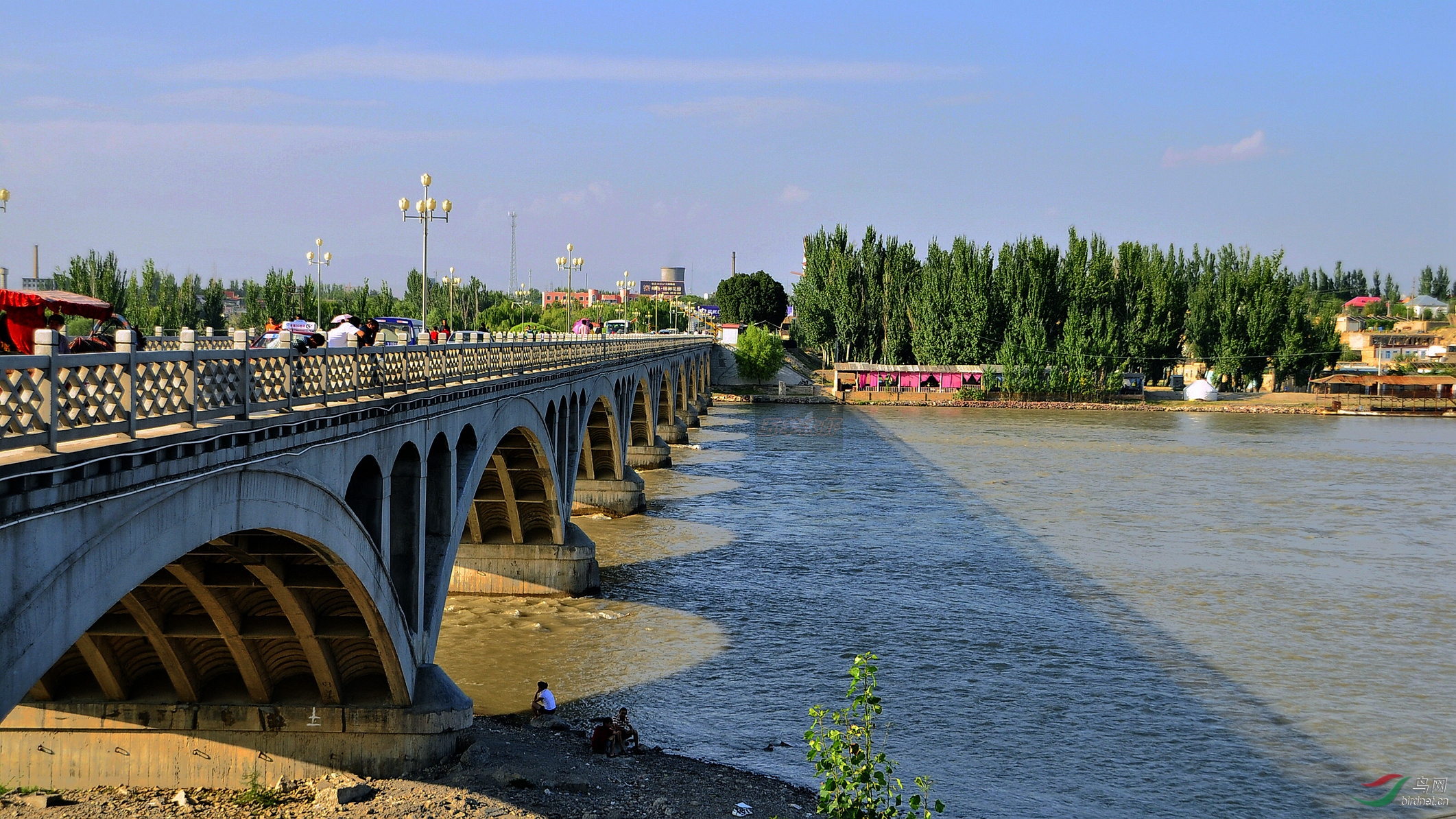 伊犁河照片图片