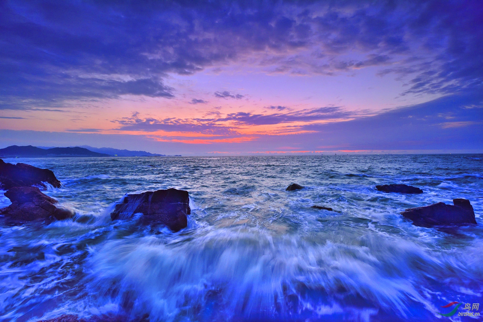 破晓(祝贺 耕海农夫 老师荣获首页综合精华)