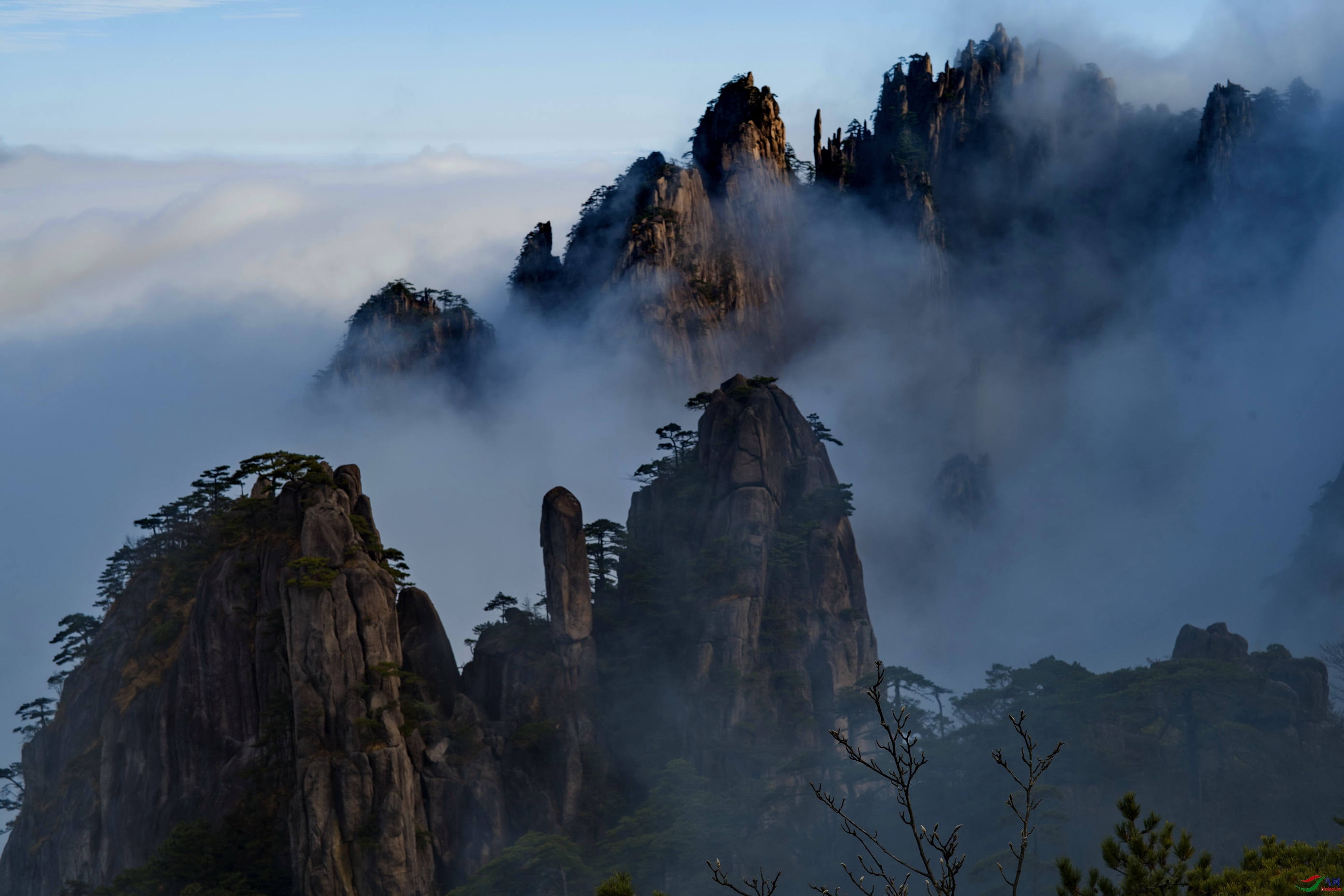 云雾黄山~~始信峰