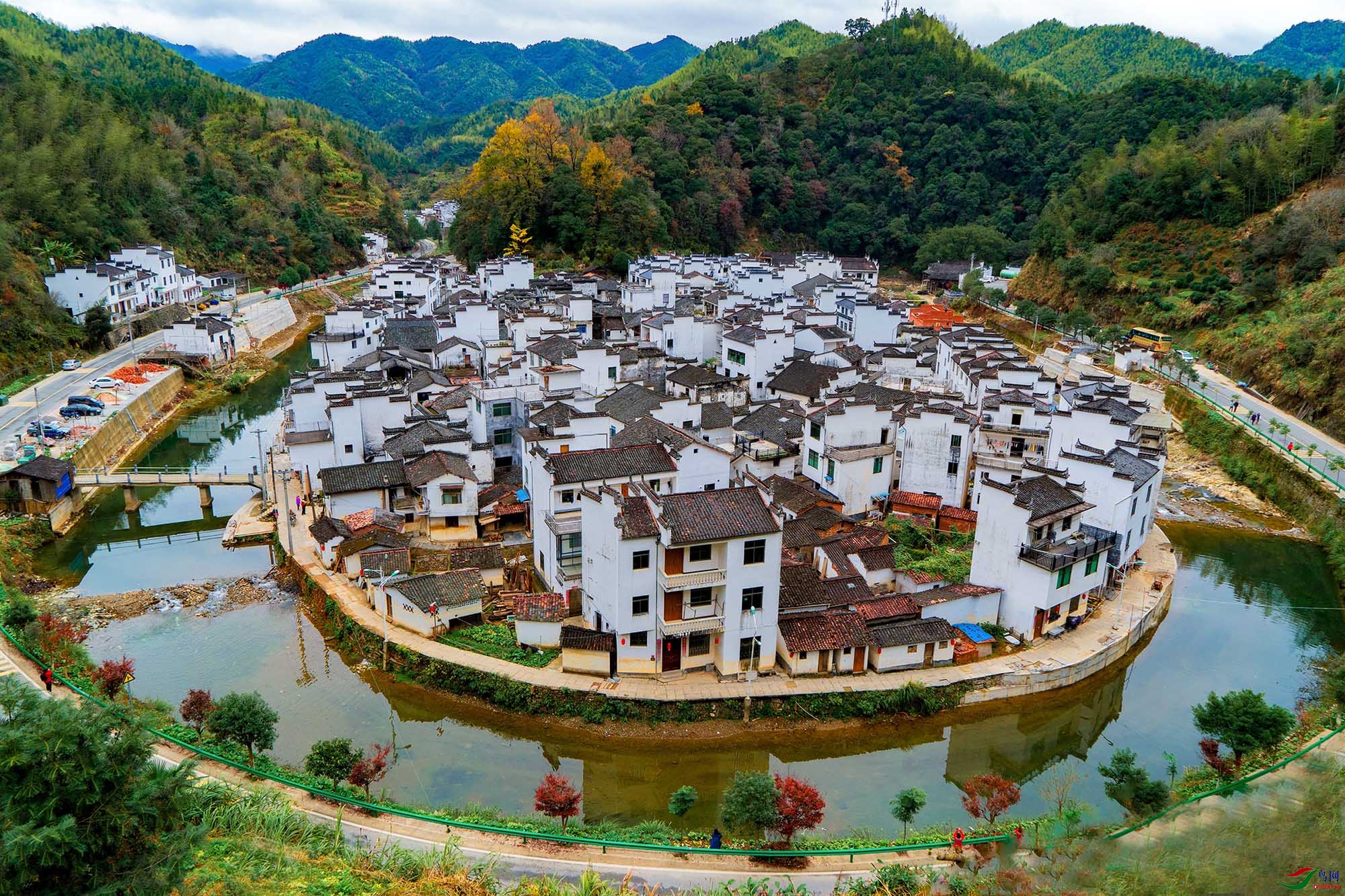 好山好水好村庄