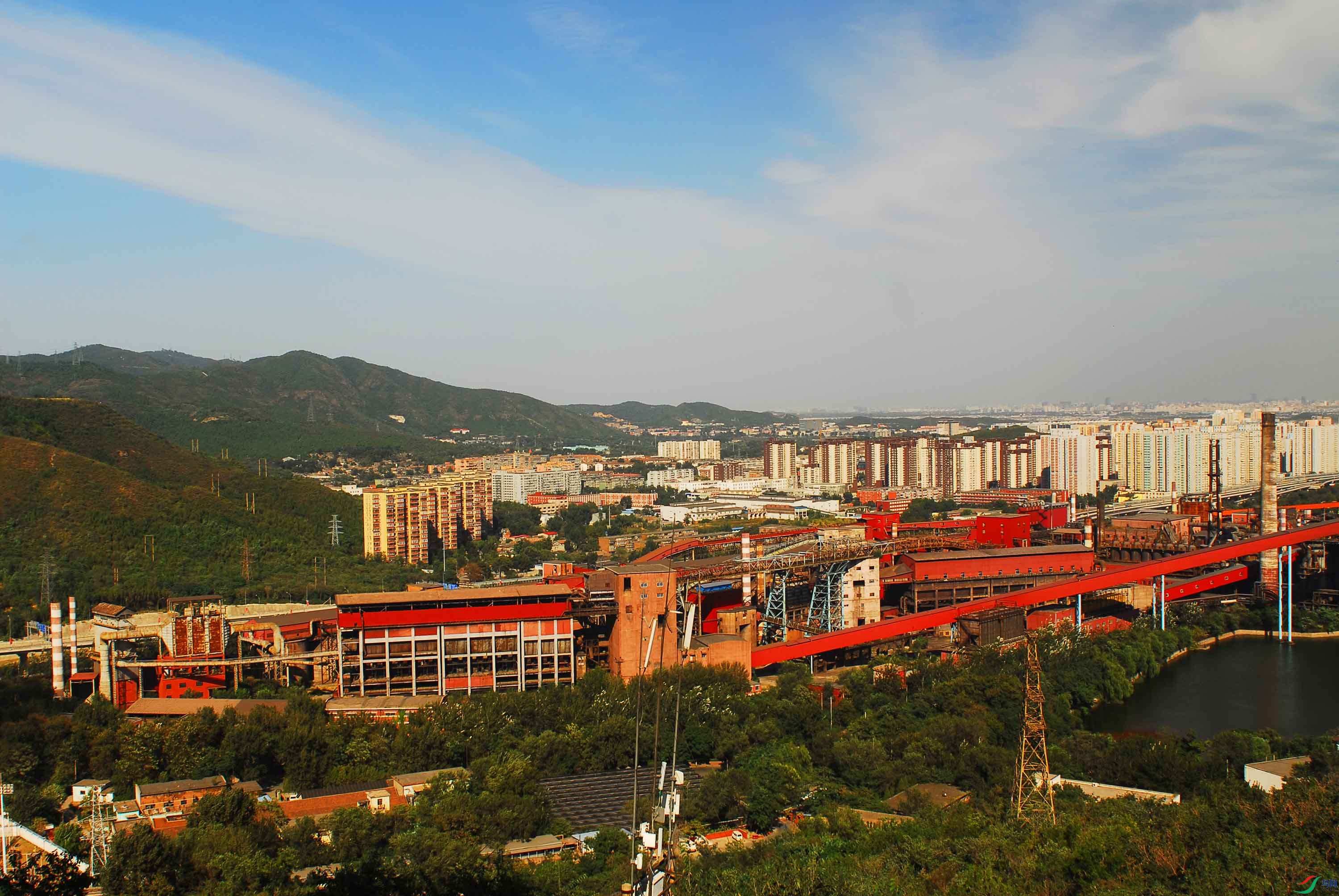 刚刚停产的首钢美景(摄于北京)