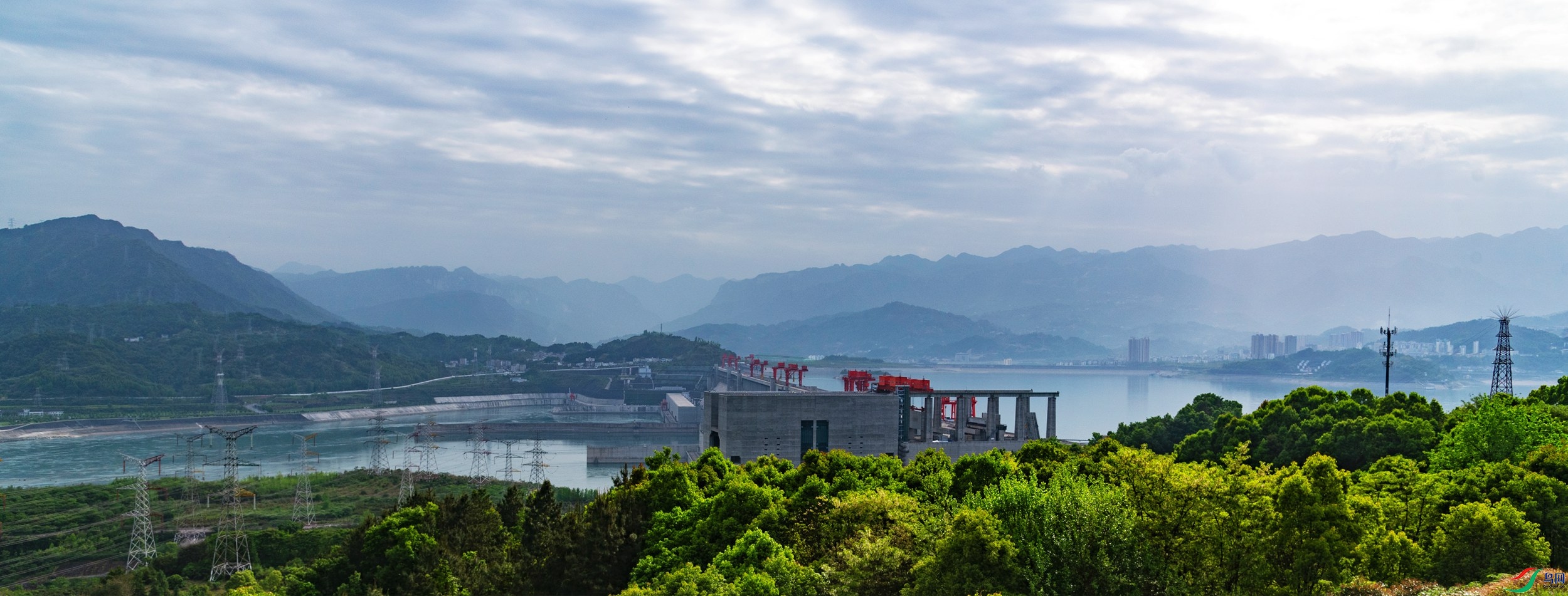 三峡大坝相关造型图片