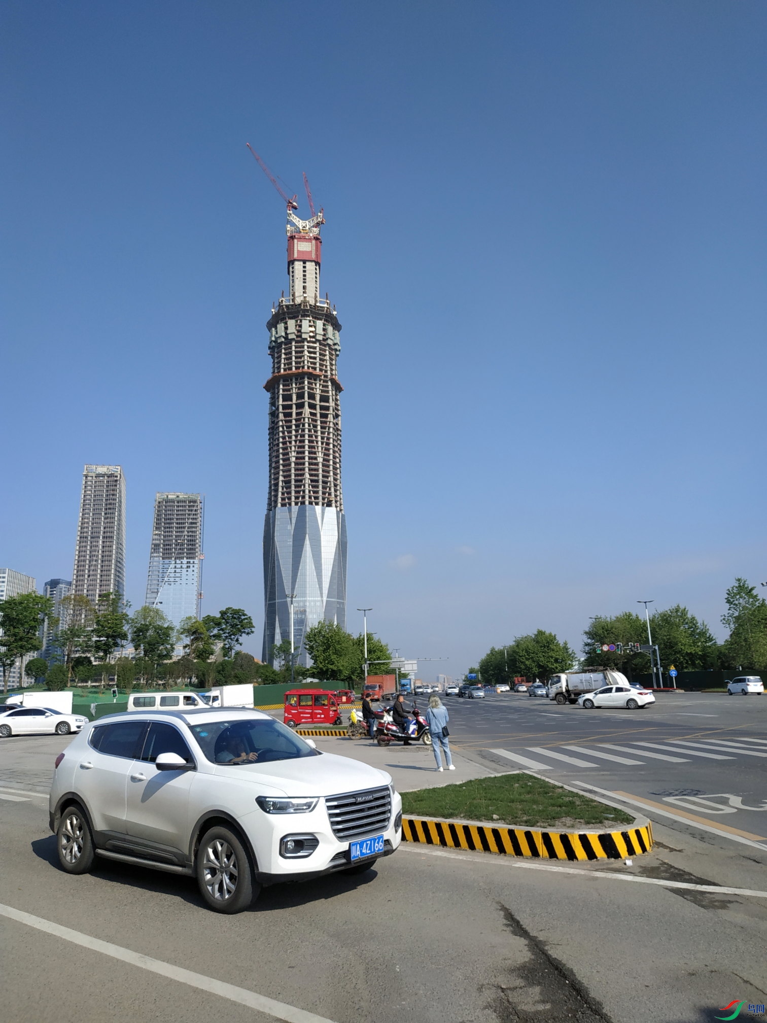 4��21���ܼ������