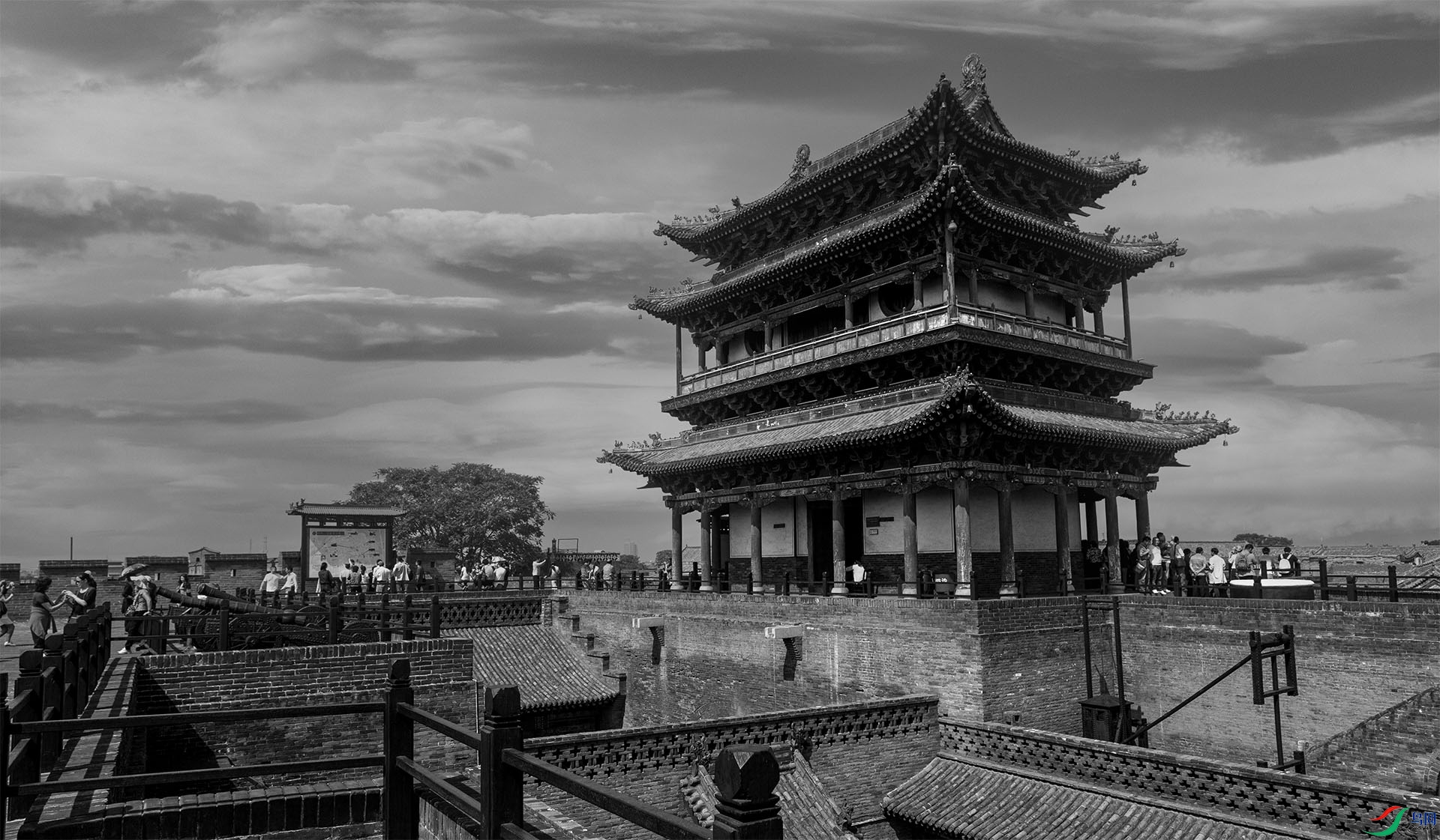 [综合] 平瑶古城城门楼------祝贺荣获首页黑白影像精华!