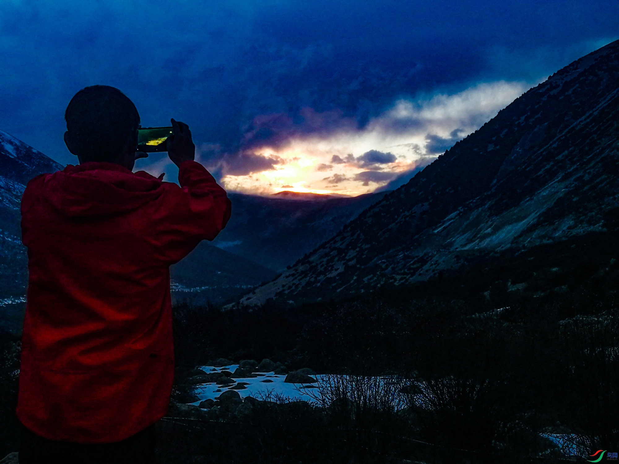 �ֻ����������԰