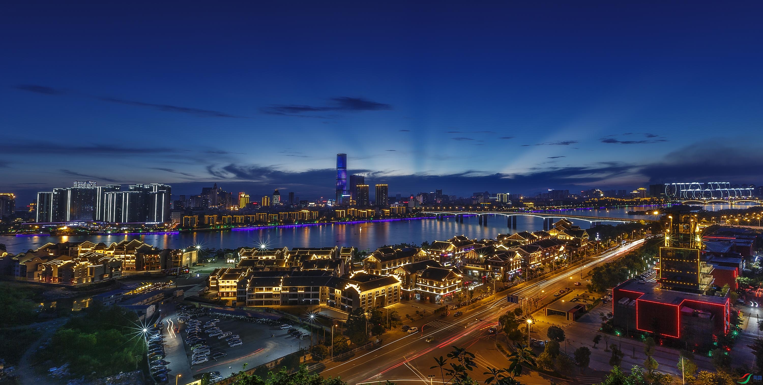 ��Ʒ����;(����ҹɫ)  ��������;ƽ ��  ��Ʒ���� ;�����Ӱ��   �������ֲ�  ;���ݱ������ֲ�   ��ϵ�绰;13877203633 �������  ����1DX  ��ͷ�ͺ�;16-35(12).JPG