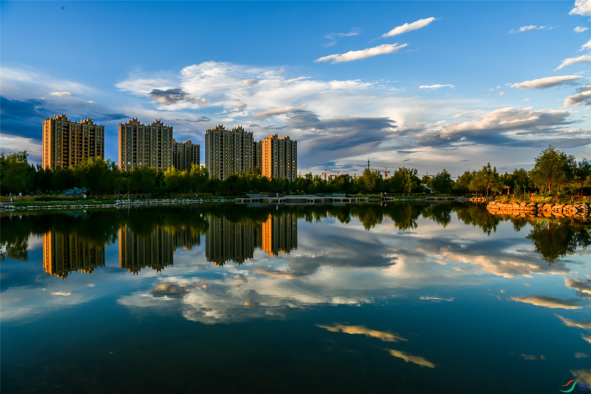 С������