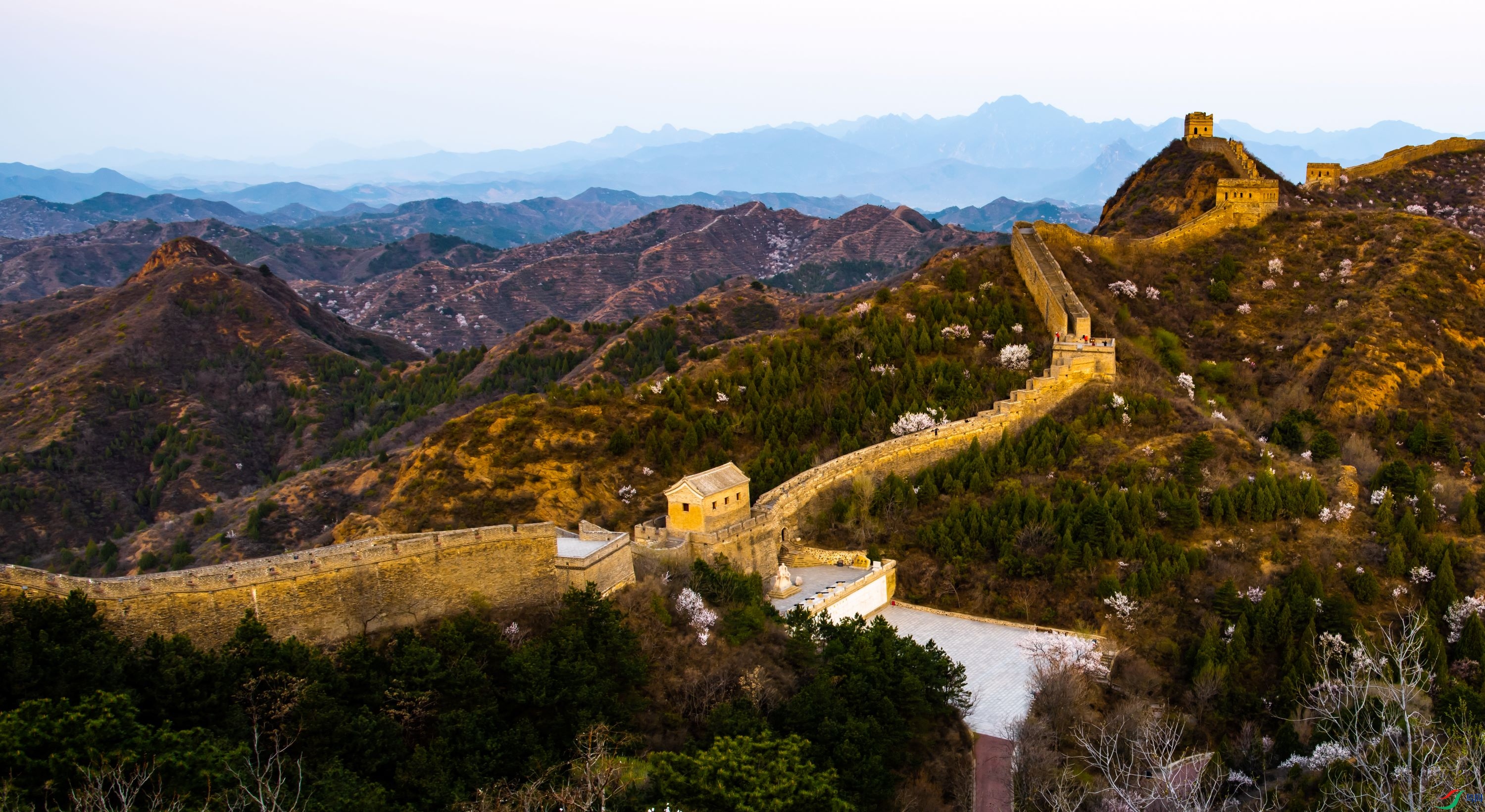 ��ɽ�볤��