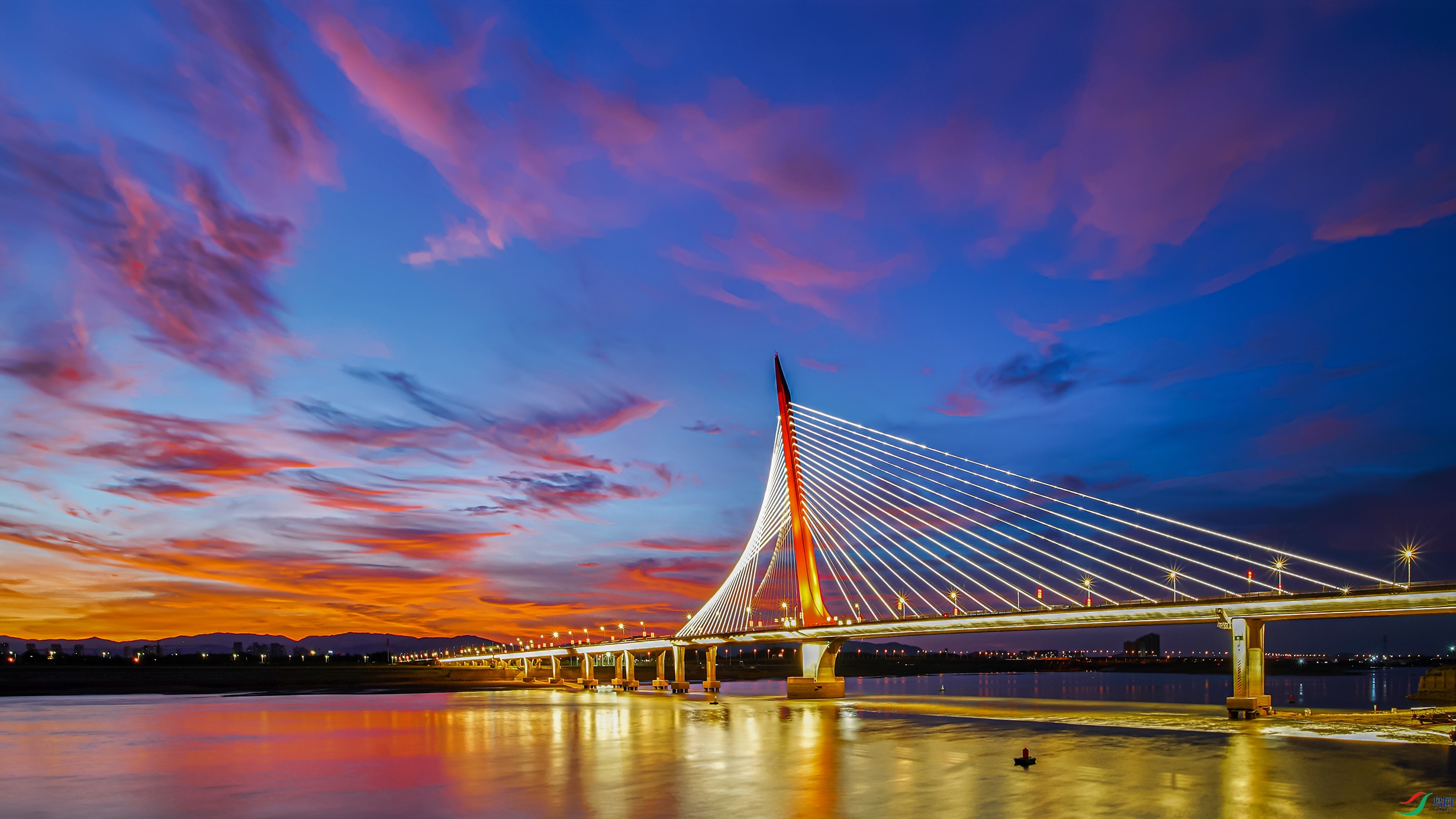 ���Ƴ���