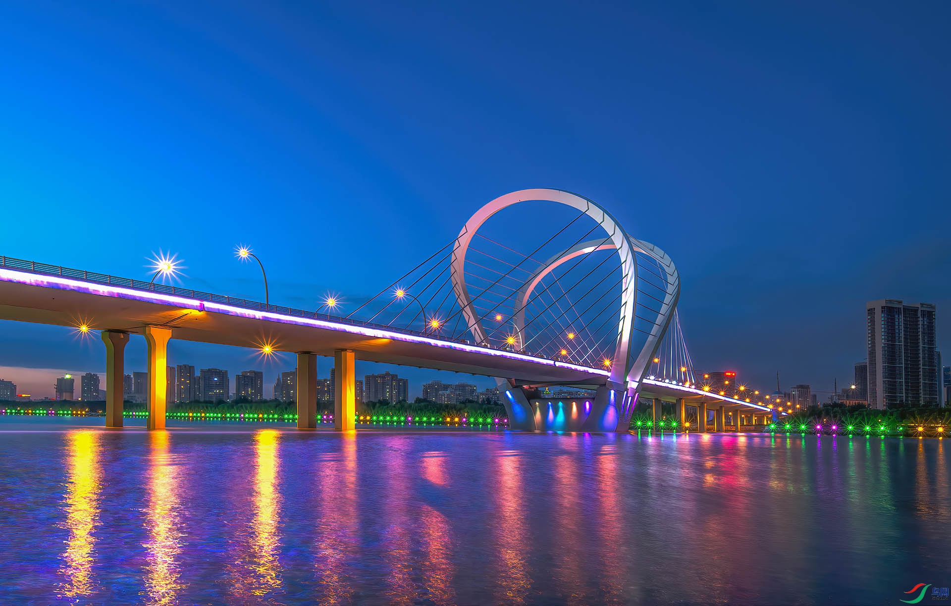 DSC_7429-NEF_DxO_DeepPRIME - ����ҹ��.jpg