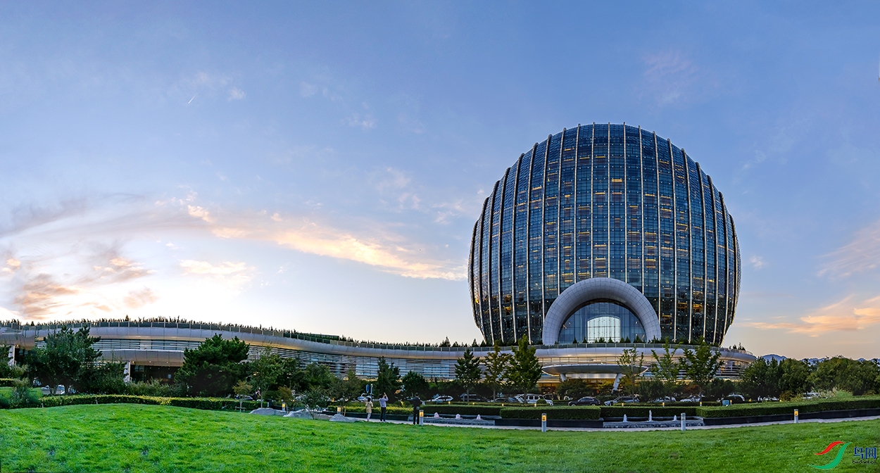 817A0421-Pano ����a-1c.jpg