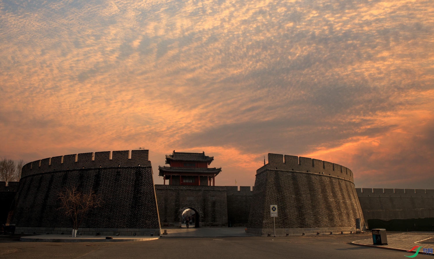 LUIS9948 ����_1.jpg