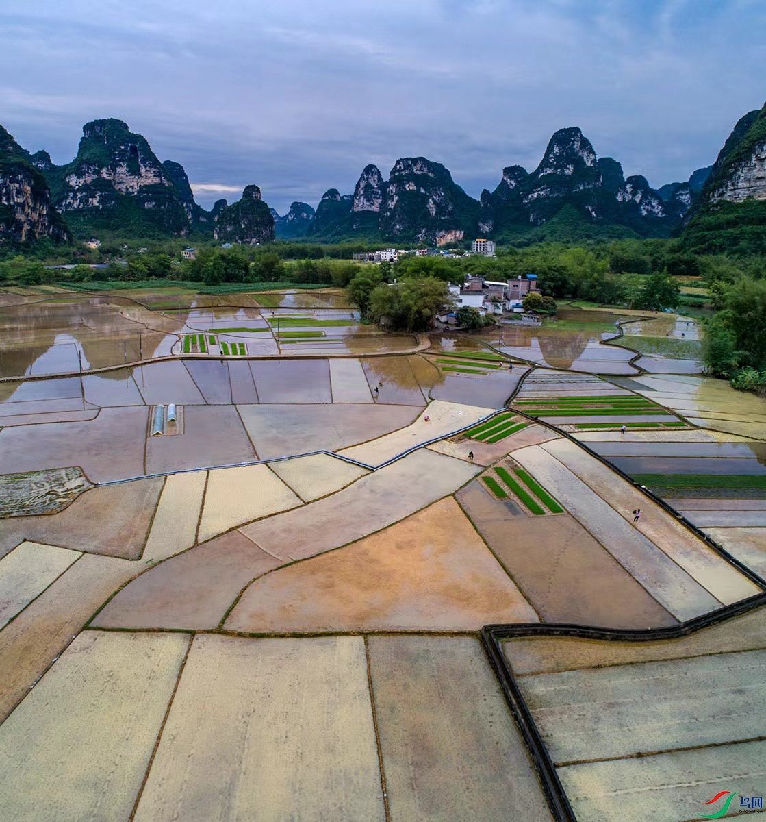 42fe0dc1a4611579ac6950df5a9b11d ����.jpg