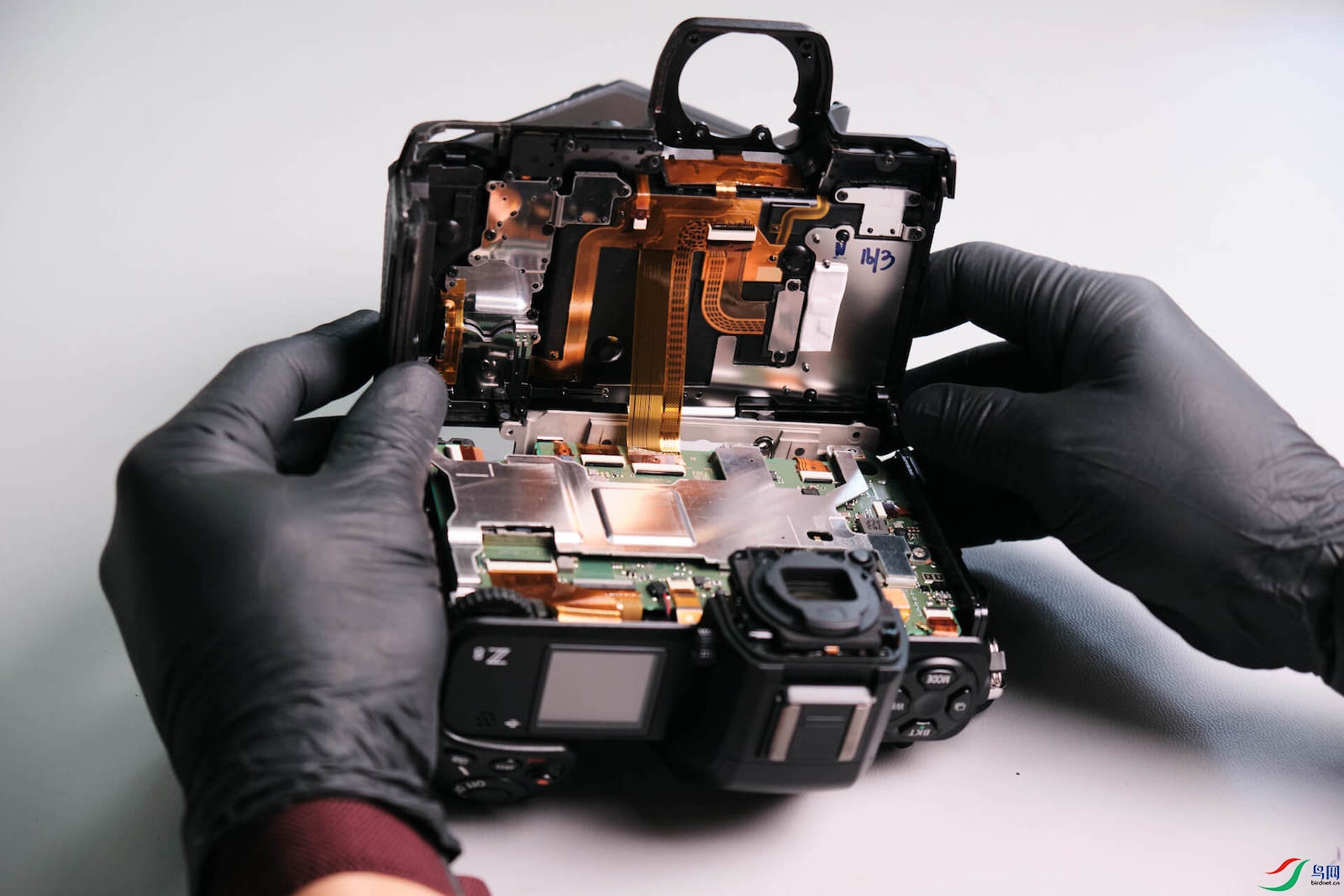 Nikon-Z8-teardown-and-disassembly-1.jpg